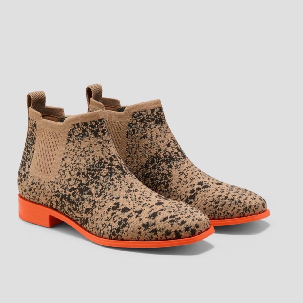Vivaia Square Toe Snake Pattern Ankle Boots Women’s Size 37 Water Repellent 6.5